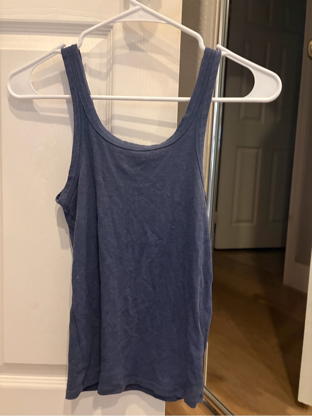 American Eagle Outfitters Ribbed Scoop Neck Tank Top - Blue